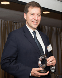 Dr. Philip De Jager with Barnacik Prize 